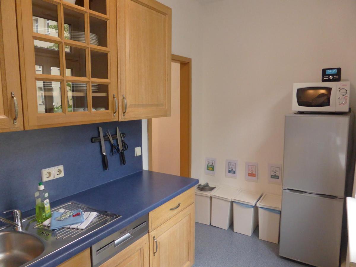 Ferienwohnung Friedrich Schiller, 2 Schlafzimmer, Balkon,Kostenloses Wifi, Naehe Zentrum, เยนา ภายนอก รูปภาพ