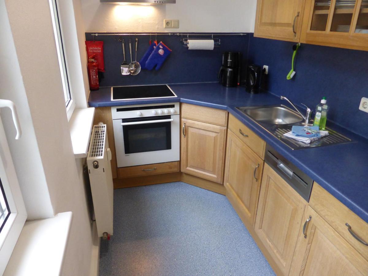 Ferienwohnung Friedrich Schiller, 2 Schlafzimmer, Balkon,Kostenloses Wifi, Naehe Zentrum, เยนา ภายนอก รูปภาพ